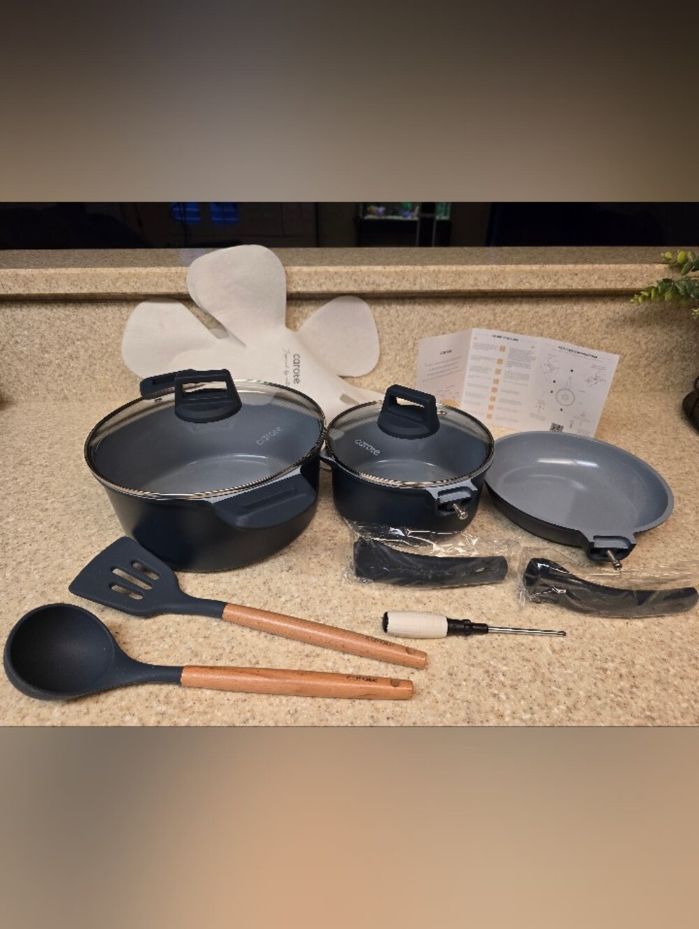 New 3 piece Carote with 2 lids, pot protectors and utensils